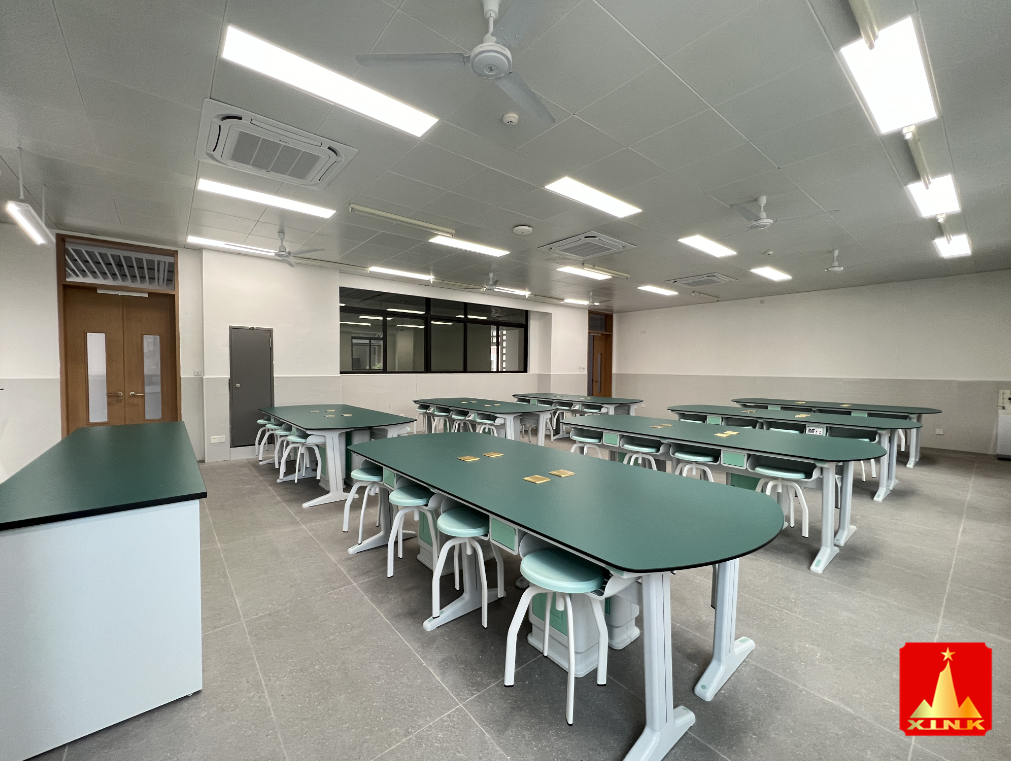 探究<a href='http://www.591123.cn/' target='1' style='font-size:14px; font-weight:bold; color:#0080ff;'>物理實(shí)驗(yàn)室</a>