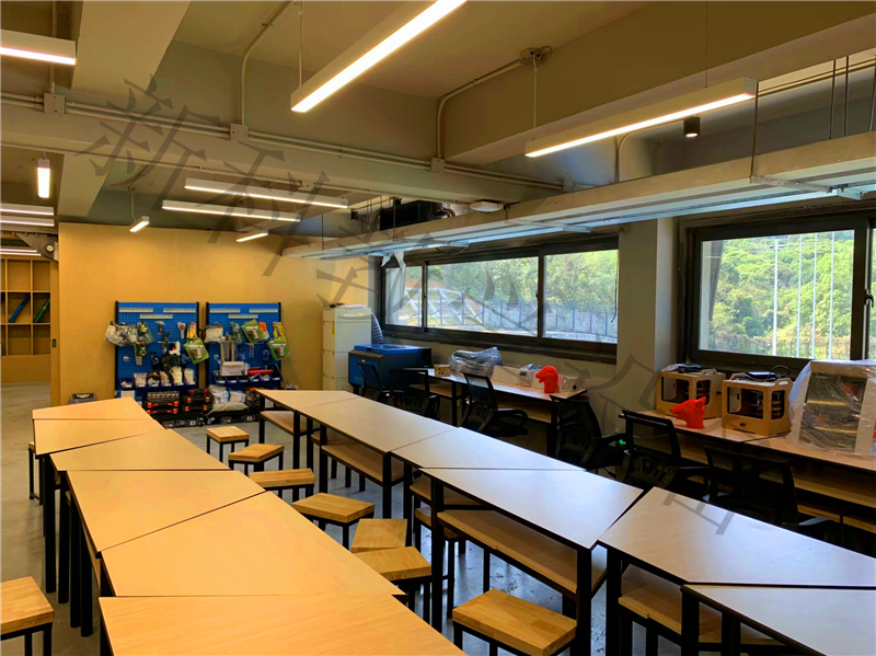 <a href='http://www.591123.cn' target='1' style='font-size:14px; font-weight:bold; color:#0080ff;'>創(chuàng)客實驗室</a>